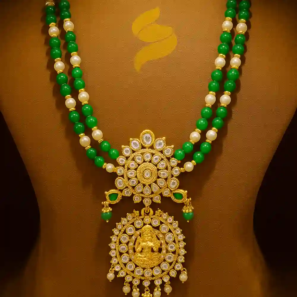 Exquisite Gold Necklace💎🌿Pearls & Emeralds