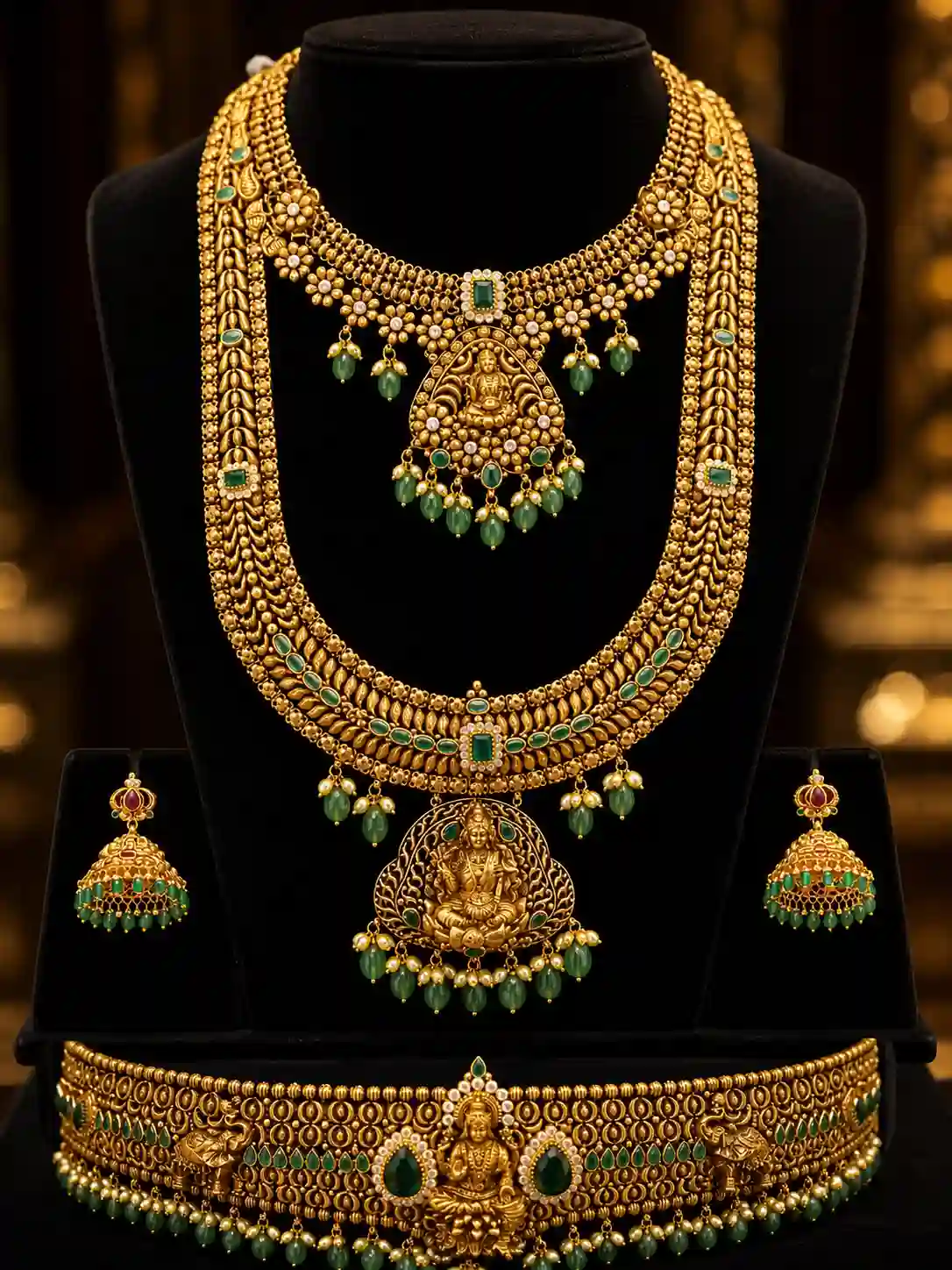 ✨ Grand Lakshmi Emerald Bridal Set 💚👑