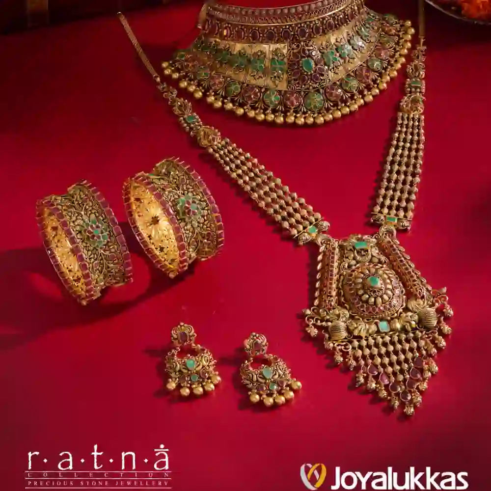 Antique Temple Jewellery Set ✨ with Ruby ❤️ & Emerald 💚 Detailing