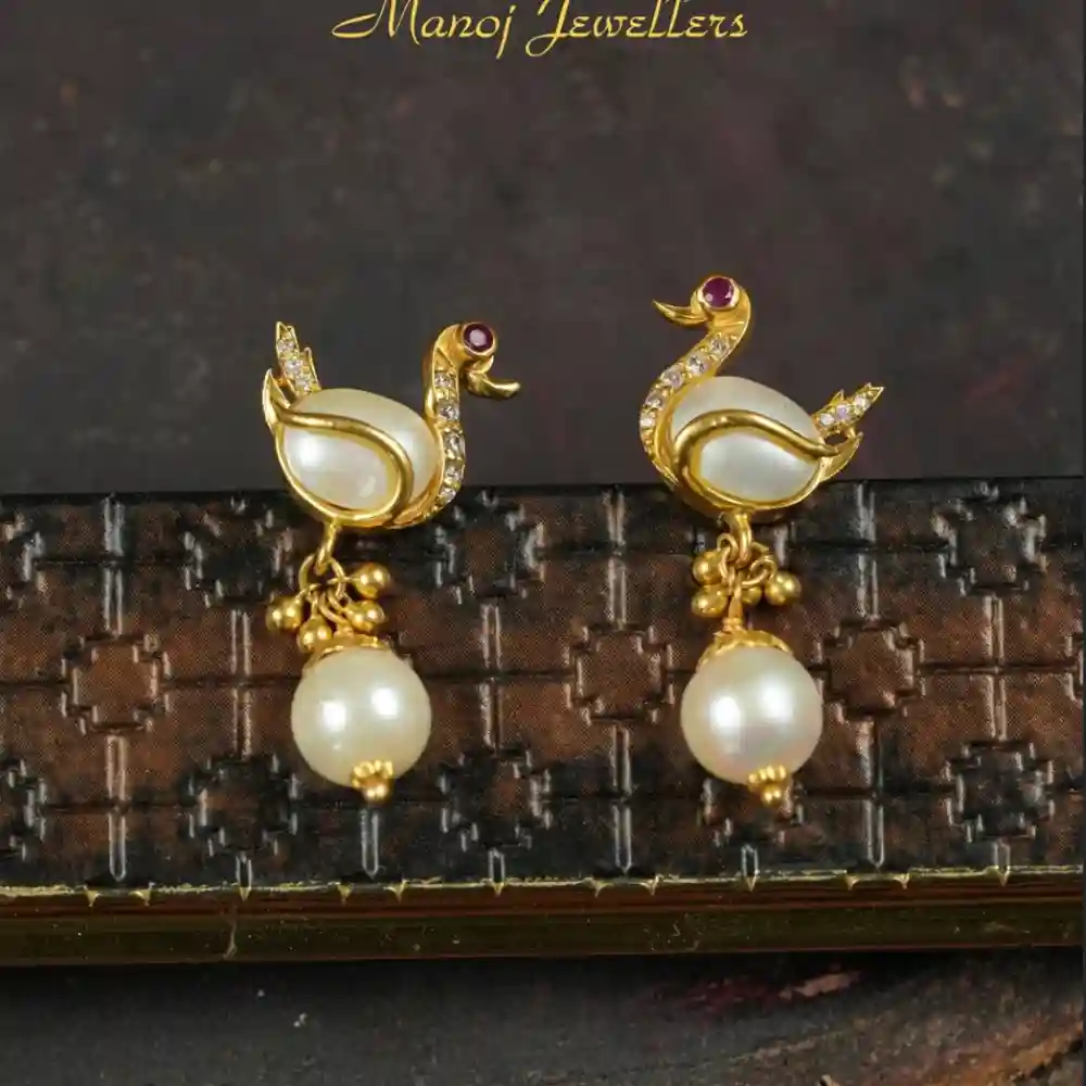 Elegant Swan Pearl Earrings Gold & Gem Detailing