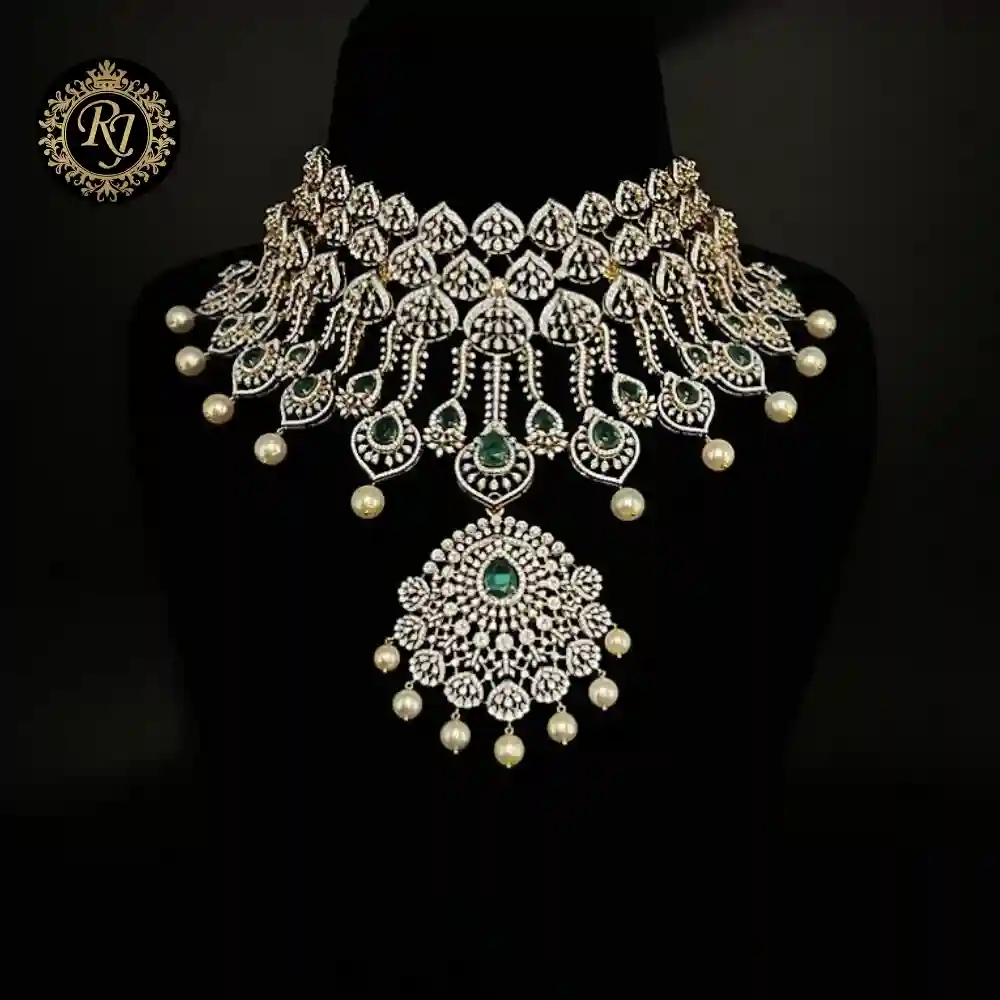 👑Royal Bridal Choker with Emeralds & Pearls✨