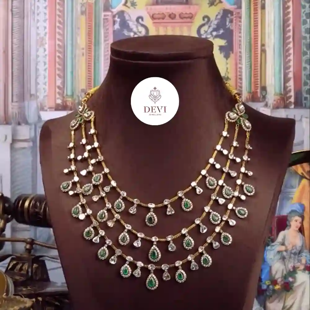 3-Layer Diamond & Emerald Drop Choker✨💚