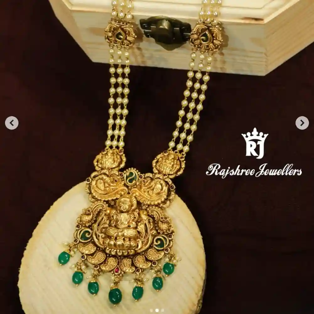 ✨ Temple Haram with Pearls & Emerald Drops 💚