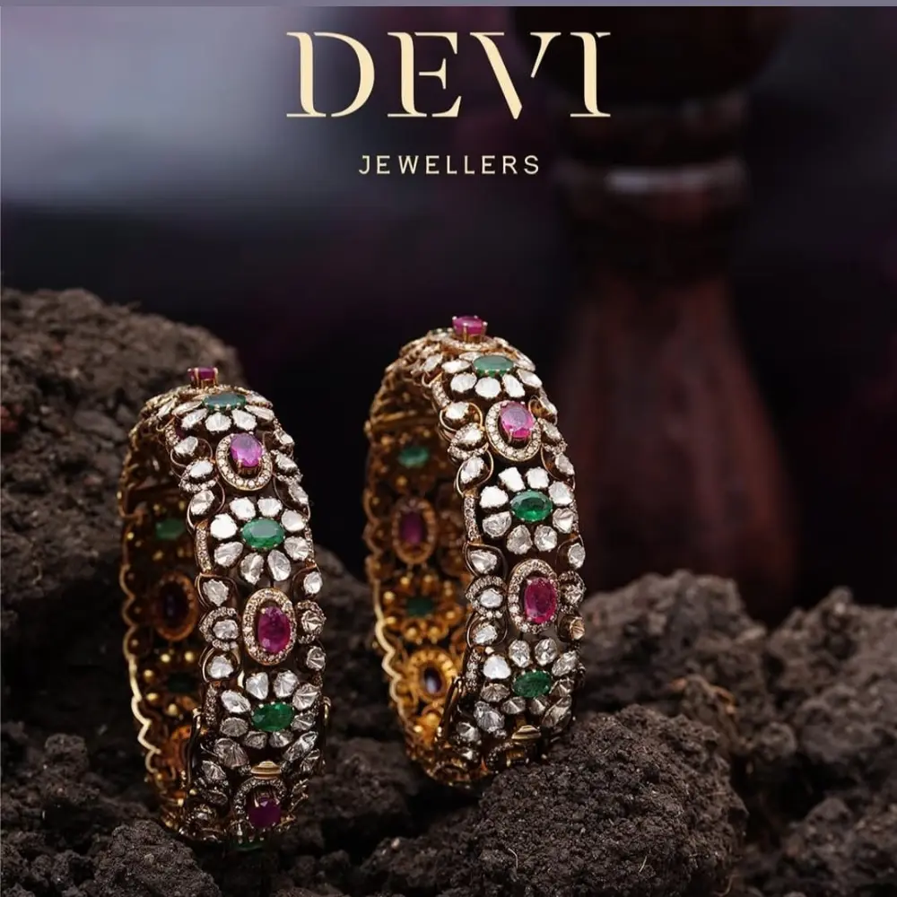 💎 Devi Jewellers – Heritage Polki Bangles